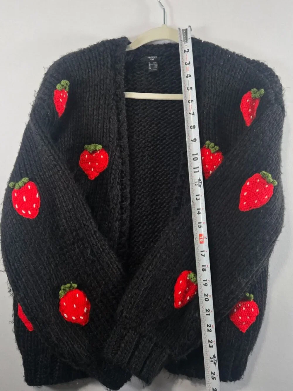 Forever 21 Kids Girls 13/14 Black Strawberry Chunky Knit Open Cardigan Sweater